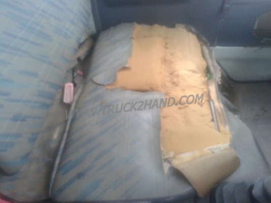 รถบรรทุก 6 ล้อ TOYOTA  รุ่น DYNA เครื่อง 4 สูบ  115 แรง คัชซี BU 141 น๊อต 5 ตัว