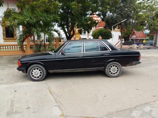 ขายรถเบนซ์ w123 ขับดี ถูก