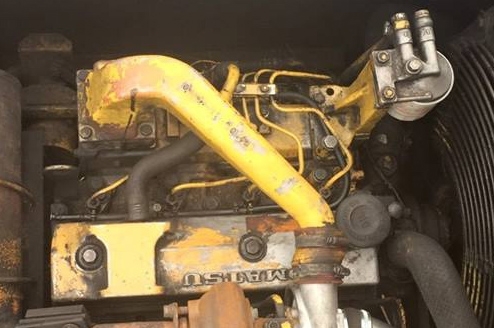 **435,000 บ.ต่อรอง/// แบคโฮ KOMATSU PC120 รุ่น 5 ไฟฟ้าครบ **ขาย KOMATSU PC120-5 แบคโฮยอดนิยม พร้อมใช้ ราคาเบา HYD.EXCAVATOR KOMATSU PC120-5 ไฟฟ้าครบ เครื่องเดิม ปั้มK3V เครื่องดี แรง แน่นดี ปั้มดี แรง ทำงานดี เร็วดี ครับ บูมอาร์มดี มีตำหนิปะรอบโคน(ตามรูป)