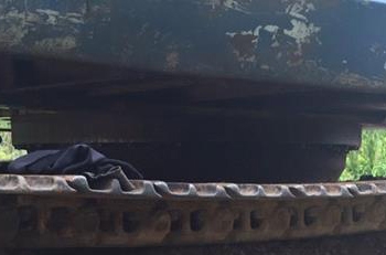 **435,000 บ.ต่อรอง/// แบคโฮ KOMATSU PC120 รุ่น 5 ไฟฟ้าครบ **ขาย KOMATSU PC120-5 แบคโฮยอดนิยม พร้อมใช้ ราคาเบา HYD.EXCAVATOR KOMATSU PC120-5 ไฟฟ้าครบ เครื่องเดิม ปั้มK3V เครื่องดี แรง แน่นดี ปั้มดี แรง ทำงานดี เร็วดี ครับ บูมอาร์มดี มีตำหนิปะรอบโคน(ตามรูป)