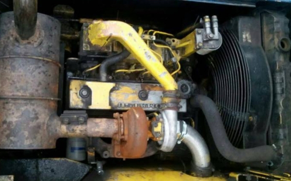 **435,000 บ.ต่อรอง/// แบคโฮ KOMATSU PC120 รุ่น 5 ไฟฟ้าครบ **ขาย KOMATSU PC120-5 แบคโฮยอดนิยม พร้อมใช้ ราคาเบา HYD.EXCAVATOR KOMATSU PC120-5 ไฟฟ้าครบ เครื่องเดิม ปั้มK3V เครื่องดี แรง แน่นดี ปั้มดี แรง ทำงานดี เร็วดี ครับ บูมอาร์มดี มีตำหนิปะรอบโคน(ตามรูป)