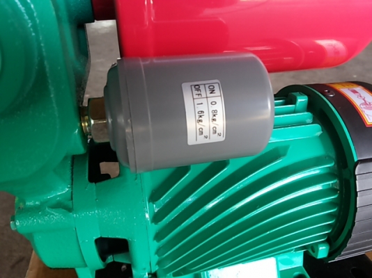 ปั้มสูบน้ำอัตโนมัติ 1"1850บ.ของใหม่แกะกล่อง ปั้มสูบน้ำอัตโนมัติ 1"1850บ.ของใหม่แกะกล่อง