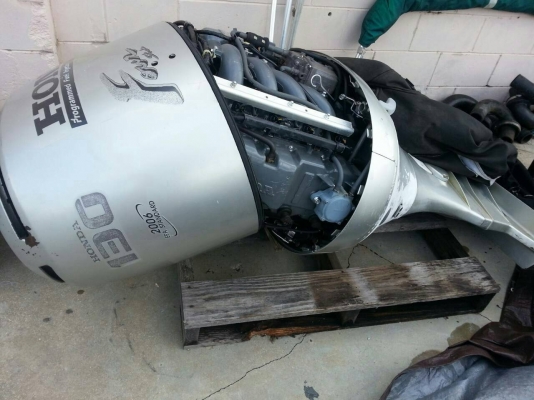 เครื่อง Honda Programmed Fuel Injection 4 Stroke 130hp ปี06 EPA STANDARD สภาพเดิมๆจากสหรัฐอเมริกา นำเข้าจากสหรัฐอเมริกา