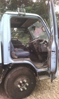 ขายหกล้อ ISUZUขนาดกลาง หัวการ์ตูน รุ่น NPR เครื่อง 4HF 4สูบ ปี 46 สนใจโทร 089-3818694 ดวงนภา เตียวตระกูล ขายหกล้อ ISUZUขนาดกลาง หัวการ์ตูน รุ่น NPR เครื่อง 4HF 4สูบ ปี 46 สนใจโทร 089-3818694 ดวงนภา เตียวตระกูล