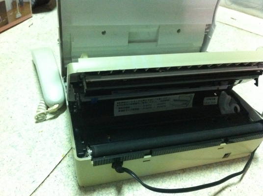 โทรศัพท์และโทรสาร SANYO จากญี่ปุ่น ถ่ายเอกสารได้ ใช้กระดาษความร้อนแบบเป็นม้วน