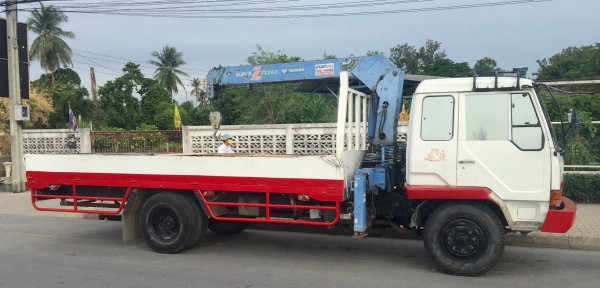 ขายถูกรถบรรทุก6ล้อติดเครน 3.6ตัน แอร์เย็นฉ่ำพร้อมใช้งาน