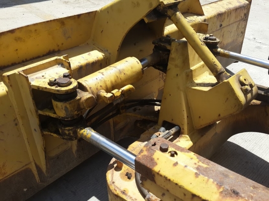 Komatsu D20P-7 รถดันดิน ตีนเป็ด ราคาไม่แรง สภาพพร้อมใช้งาน รถส่งตรงจากญี่ปุ่น ติดต่อ ใหม่ 061-4194022 Komatsu D20P-7 รถดันดิน ตีนเป็ด ราคาไม่แรง สภาพพร้อมใช้งาน รถส่งตรงจากญี่ปุ่น ติดต่อ ใหม่ 061-4194022