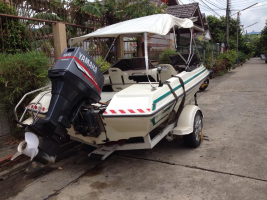 ขายเรือไฟเบอร์15.5ฟุต เครื่องyamaha85แรง มีทริมไฟฟ้า