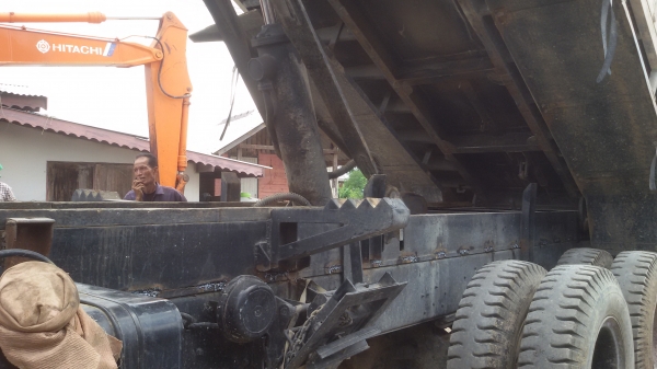 ขายกระบะดั้ม พร้อมอุปกรณ์ครบชุด