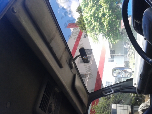 ขายหกล้อ ISUZU NQR 130 แรง เทอร์โบ + แอร์ + พาเวอร์ ปี 47 ยาว 5.5 เมตร