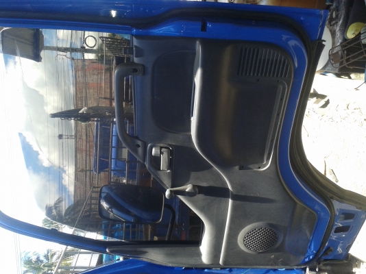 ขายหกล้อ ISUZU NQR 130 แรง เทอร์โบ + แอร์ + พาเวอร์ ปี 47 ยาว 5.5 เมตร