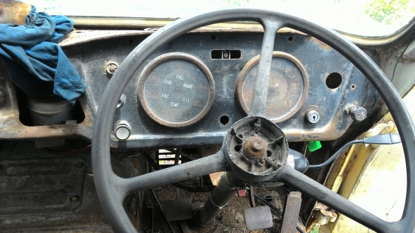 ขายHINO KM310 เครื่อง 6 สูบ 90  แรงกระบะยาว 4.3 เมตร ต่อรองได้ครับ0876743909