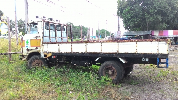 ขายHINO KM310 เครื่อง 6 สูบ 90  แรงกระบะยาว 4.3 เมตร ต่อรองได้ครับ0876743909