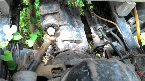 ขายHINO KM310 เครื่อง 6 สูบ 90  แรงกระบะยาว 4.3 เมตร ต่อรองได้ครับ0876743909