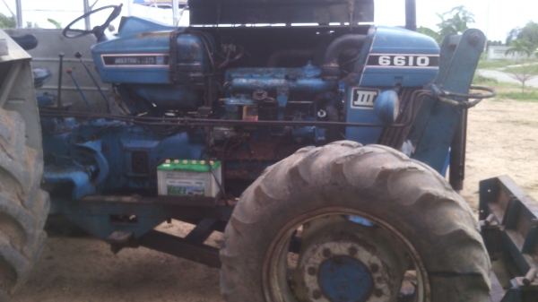 ขายรถไถฟอดร์6610  4x4คานหน้าคาลาโล่    มีดันหน้าไคเฮงหลีหาง7ซีเอ็มที0810076640