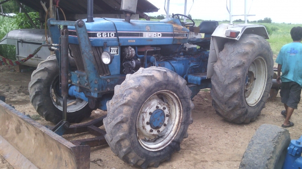 ขายรถไถฟอดร์6610  4x4คานหน้าคาลาโล่    มีดันหน้าไคเฮงหลีหาง7ซีเอ็มที0810076640