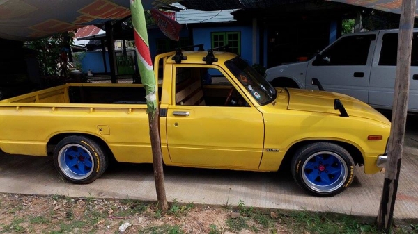 ขาย LN30 TOYOTA ม้ากระโดด 4 ขอ ดีเซล เอกสารชุดโอนครบ ขาย LN30 TOYOTA ม้ากระโดด 4 ขอ ดีเซล เอกสารชุดโอนครบ