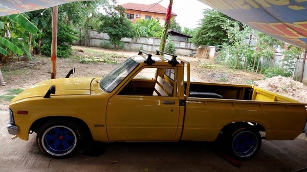 ขาย LN30 TOYOTA ม้ากระโดด 4 ขอ ดีเซล เอกสารชุดโอนครบ ขาย LN30 TOYOTA ม้ากระโดด 4 ขอ ดีเซล เอกสารชุดโอนครบ