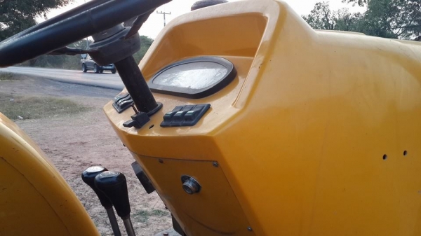 ขายรถไถแทรคเตอร์ ทะเลทอง 4×4 T55สภาพพร้อมใช้งาน ช่วงล่างดี อุปกรณ์ใบดัน ฝานหลัง ระบบแตรลม สภาพพร้อมใช้งานทะเบียนพร้อม พ.เพาเวอร์ ขายรถไถแทรคเตอร์ ทะเลทอง 4×4 T55สภาพพร้อมใช้งาน ช่วงล่างดี อุปกรณ์ใบดัน ฝานหลัง ระบบแตรลม สภาพพร้อมใช้งานทะเบียนพร้อม พ.เพาเวอร์