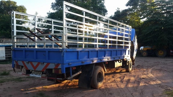 ขาย6ล้อกลางisuzu NQR130เทอร์โบว์อินเตอร์ ปี47 แชชซีสวย เครื่องเดิม เกียร์เดิม เอกสารเล่มทะเบียนพร้อมโอน