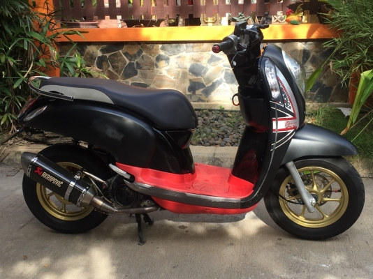 ขาย Scoopyi ล้อ12แต่งสวยๆ