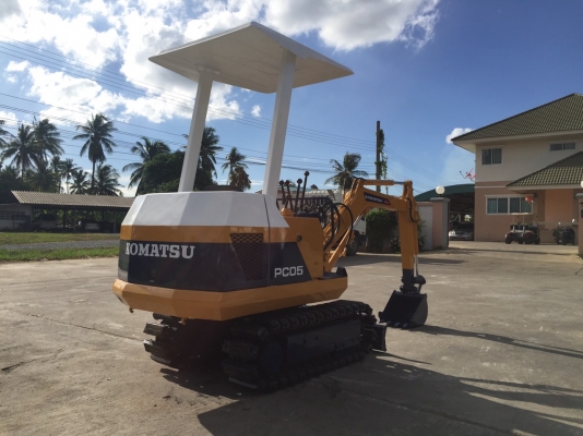 รถขุดเล็ก KOMATSU PC05-2 ทำสีใหม่ มือสองนำเข้าญี่ปุ่น