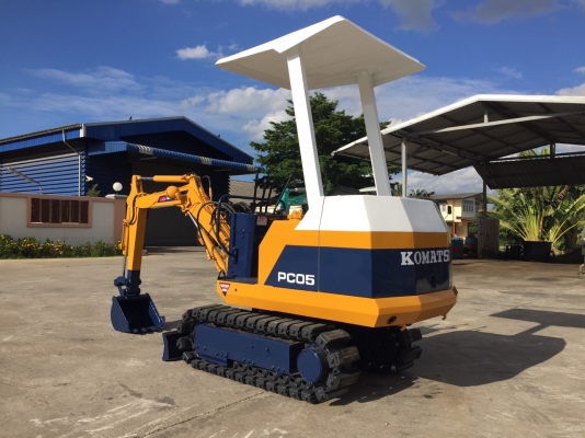 รถขุดเล็ก KOMATSU PC05-2 ทำสีใหม่ มือสองนำเข้าญี่ปุ่น