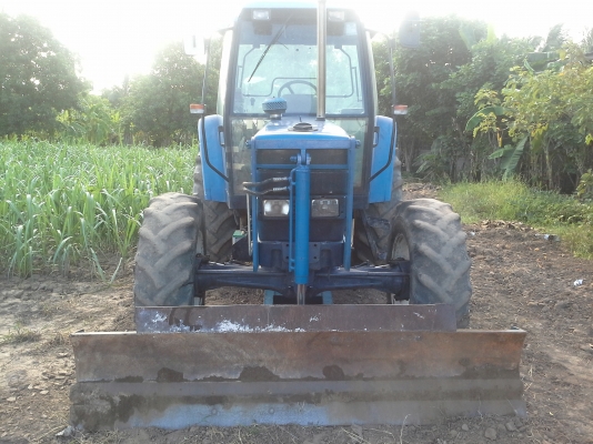 ขายฟอดร์6640นิวฮอแลน เกียรธรรม 12&times;12 ดันหน้าหาง 4 ไคเฮงหลี เล่มทะเบืยนพร้อมใช้