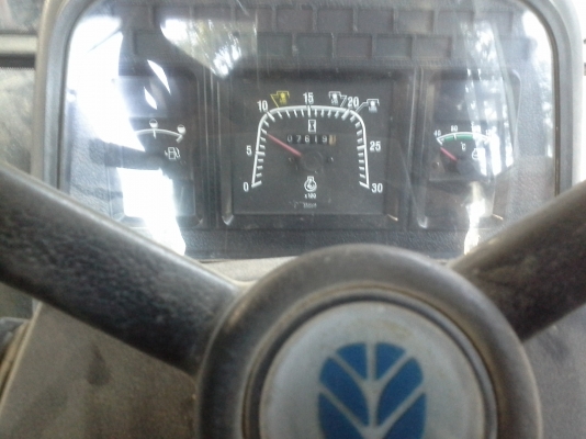 ขายฟอดร์6640นิวฮอแลน เกียรธรรม 12&times;12 ดันหน้าหาง 4 ไคเฮงหลี เล่มทะเบืยนพร้อมใช้