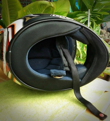 หมวกกันน็อค agv