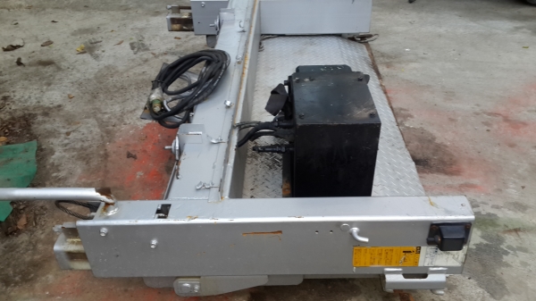 ฝาท้ายไฮดรอดลิค รถกะบะ และ 4 ล้อเล็ก รหัสสินค้า P - 2 ฝาท้ายไฮดรอดลิค รถกะบะ และ 4 ล้อเล็ก รหัสสินค้า P - 2