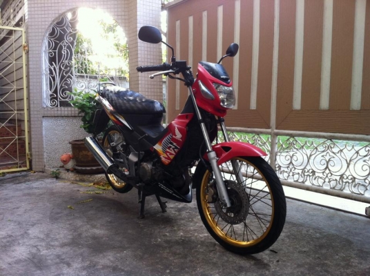 ขออนุญาติขาย Honda Sonic 125 รุ่นไมล์ขาว สตาร์ทมือ ฟรีค่าโอน