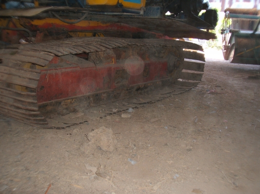 ขายรถเกี่ยวข้าวเกษตรพัฒนา ไอ้หนุ่มไวไฟ ปี 50 เครื่องยนต์อีซูซุ 210 แรงม้า ปั้มไดกิ๊นส์ เบอร์ 22 แฝด ตัวเดิน 12 HT