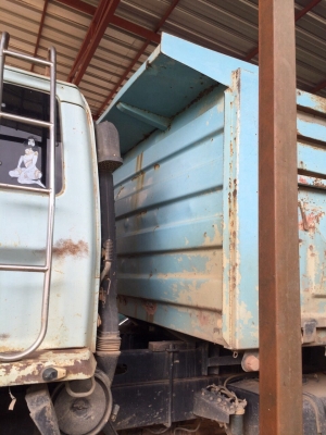 ขายรถ10ล้อดั้มพ์ ISUZU FVZ32MZP เครื่อง195แรงม้า สนใจโทร 081-970-1072