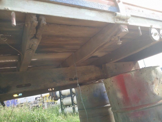 กระบะไม้‬ hino เก่าๆ