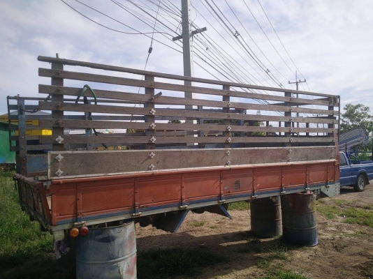 กระบะไม้‬ hino เก่าๆ