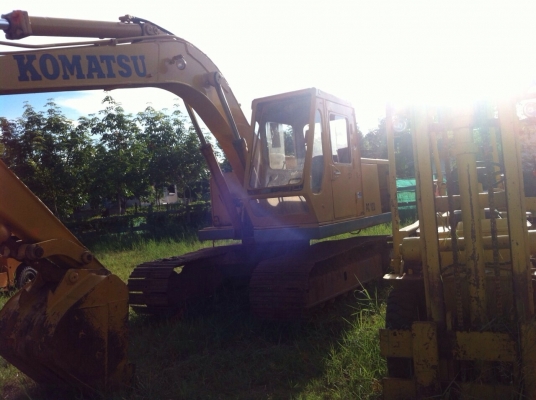 ขายด่วน komatsu pc120-2 ลอเลอร์ 7 ลูก ขายด่วน komatsu pc120-2 ลอเลอร์ 7 ลูก