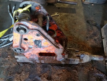 ขาย - หัวกระแทก หัวเจาะ เบรคเกอร์ ยี่ห้อยอดนิยม NPK สำหรับรถขุด แบคโฮ PC  40- 60 ครับ