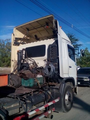 ขาย ดาวน์  หัวลาก 380   รถปี 52    ราคา  150,000  บาท