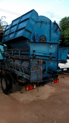 ขายเครื่องนวดข้าวติดรถหกล้อ ราคาต่อรองได้