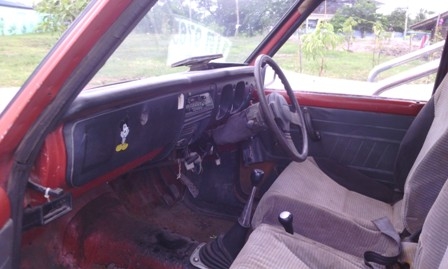 ลองขายดูมาสด้าแฟมีเรีย M1000 เครื่องดีเซล 2000 ซีซี ลองขายดูมาสด้าแฟมีเรีย M1000 เครื่องดีเซล 2000 ซีซี