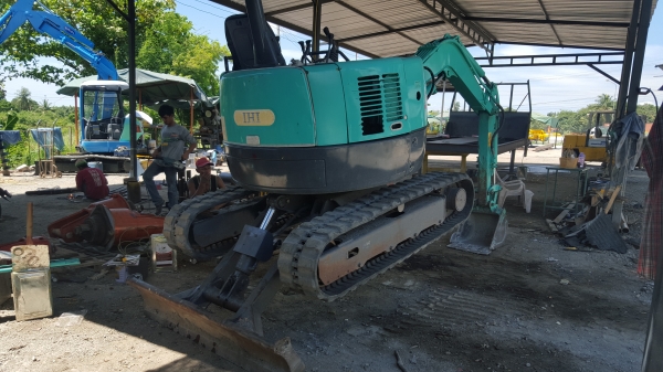 ขายรถขุดIHIรุ่น30.nx.มีไลหัวเจาะรุ่นล่าสุดคอนโทรนสั้นอวกาศ