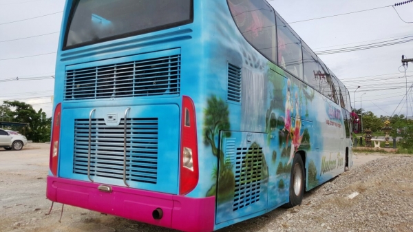 รถทัวร์ ฮีโน่ 6 ล้อ RV531P  320 แรงม้า. ปี 38   สนใจติดต่อ  081 - 6079515