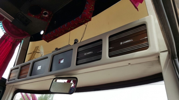 รถทัวร์ ฮีโน่ 6 ล้อ RV531P  320 แรงม้า. ปี 38   สนใจติดต่อ  081 - 6079515