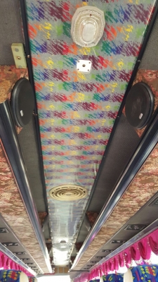 รถทัวร์ ฮีโน่ 6 ล้อ RV531P  320 แรงม้า. ปี 38   สนใจติดต่อ  081 - 6079515