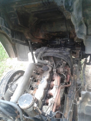 รถอีซูซุ 10 ล้อ จัมโบ้. ท้ายลาด  เปลื่ยนเครื่อง 210 แรงม้า.    สนใจติดต่อ  081 - 6079515