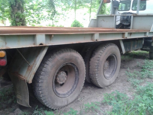 รถอีซูซุ 10 ล้อ จัมโบ้. ท้ายลาด  เปลื่ยนเครื่อง 210 แรงม้า.    สนใจติดต่อ  081 - 6079515