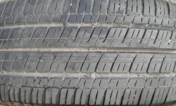 ขายยาง 225/65/r17 ปลายปี2013