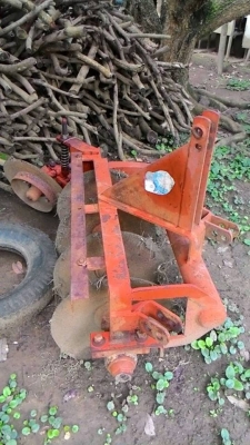 ขายผานพรวนสำหรับรถไถเล็ก  18&#039;&#039; x 4  ( ใบผานกว้าง 18 นิ้ว มี 4 ใบ )