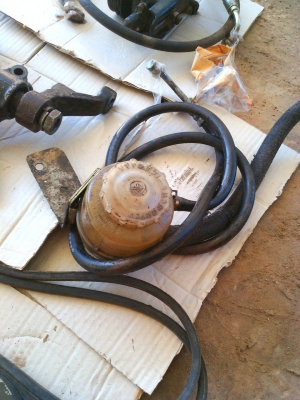 ขาย.ชุดเพาเวอร์ ใส่TFR ทุกอย่างใช้ได้ ยกเว้นปั๊มตัวล้างมีปัญหา ต้องเอาไปซ่อม ราคา 4,300 บาท โทร0882321123